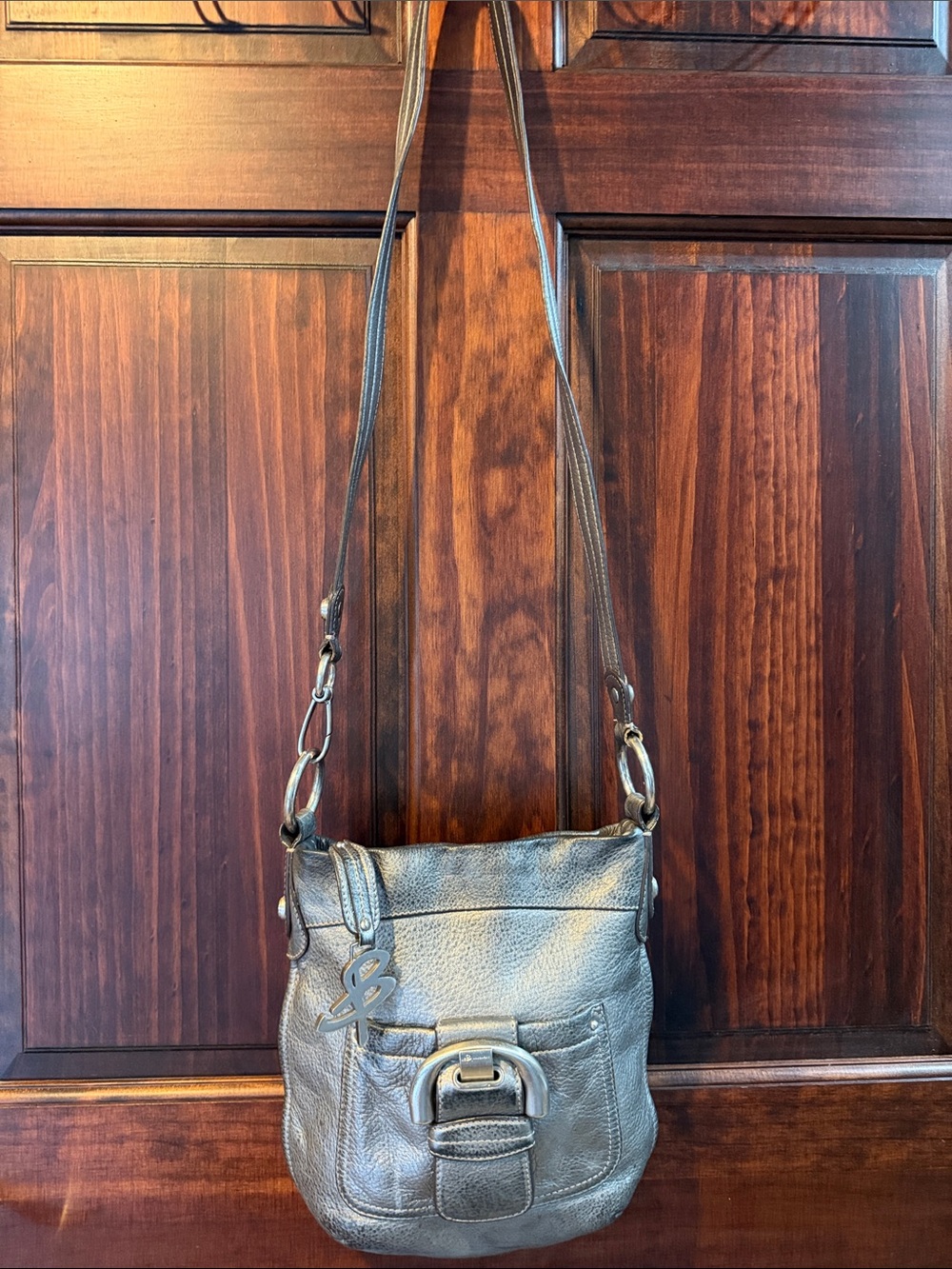B Makowsky Metallic Silver Leather Crossbody Bag